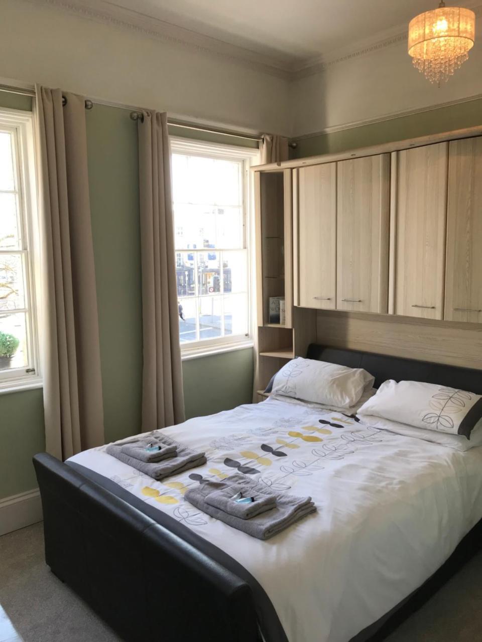 Regency Rooms Guesthouse Cheltenham Buitenkant foto